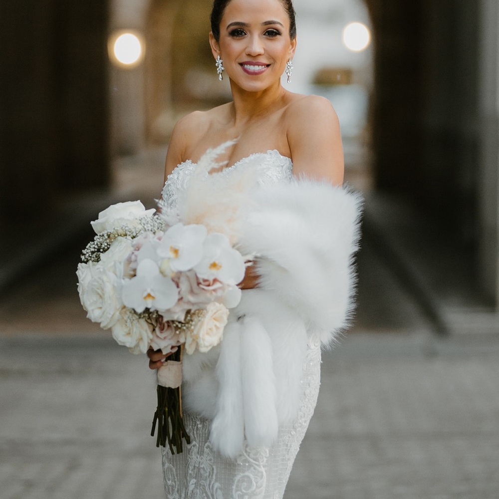 Faux White Fur Bridal Shawl - Tassel Pull through Closure